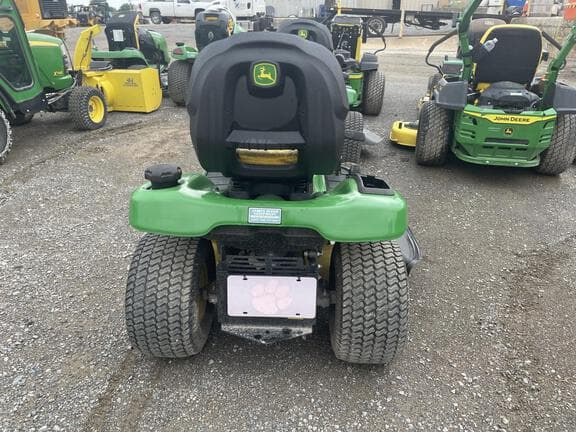 Image of John Deere X330 equipment image 3
