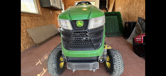 Image of John Deere X350 equipment image 3