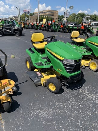 2019 John Deere X370 Equipment Image0