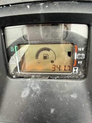 Image of John Deere X370 equipment image 4