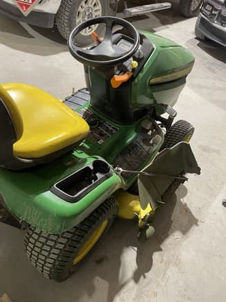 Image of John Deere X380 equipment image 4