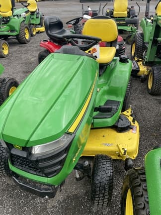 Image of John Deere X380 equipment image 2