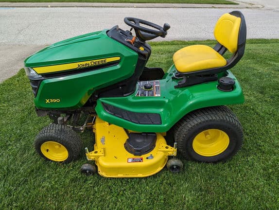 Image of John Deere X390 Primary image