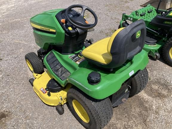 Image of John Deere X390 equipment image 2