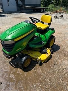 Image of John Deere X390 equipment image 1