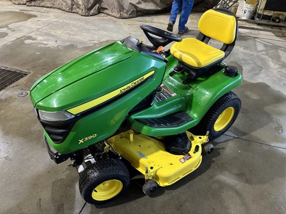 Main image John Deere X390