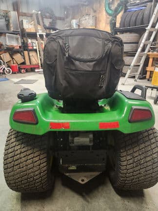 Image of John Deere X570 equipment image 4