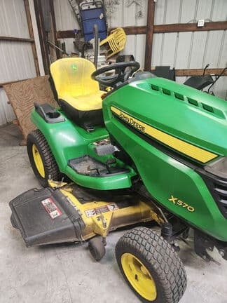 Image of John Deere X570 equipment image 1