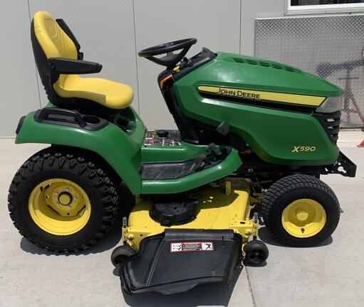 Image of John Deere X590 equipment image 1