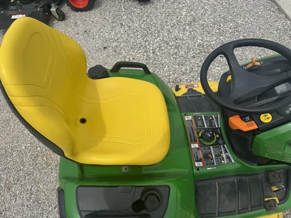 Image of John Deere X590 equipment image 4