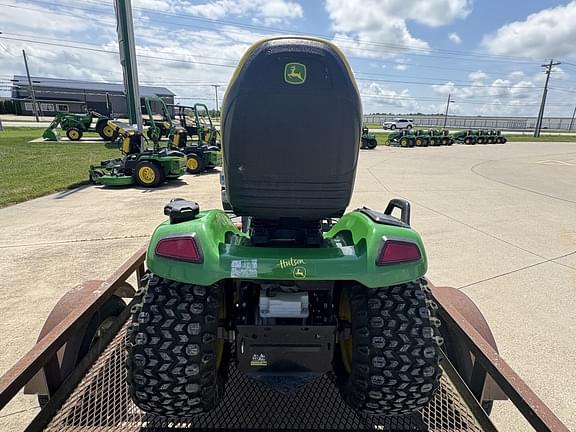 Image of John Deere X590 equipment image 3