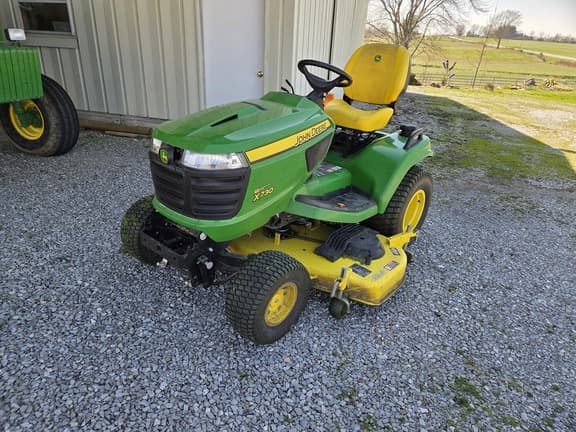 Image of John Deere X730 equipment image 3