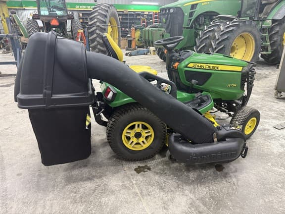 Image of John Deere X734 equipment image 2