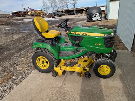 Image of John Deere X734 Primary image