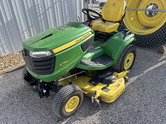 Image of John Deere X754 Primary image