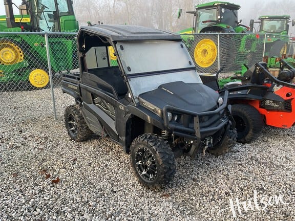 2019 John Deere XUV 590M Equipment Image0