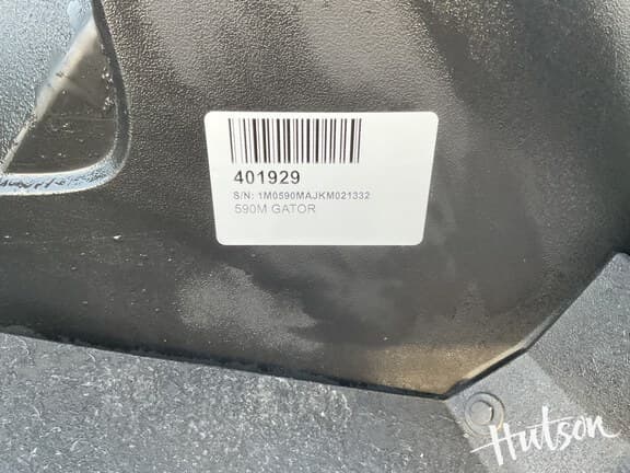 Image of John Deere XUV 590M equipment image 2