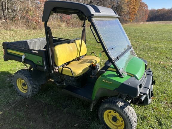 Image of John Deere XUV 825E Primary image