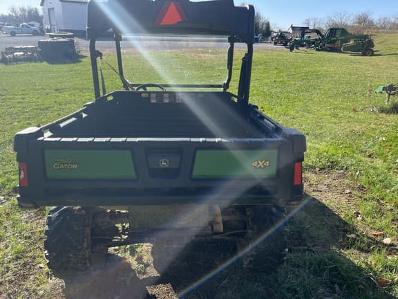 Image of John Deere XUV 825E equipment image 3