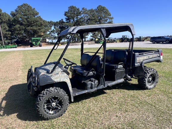 2019 John Deere XUV 825M Equipment Image0