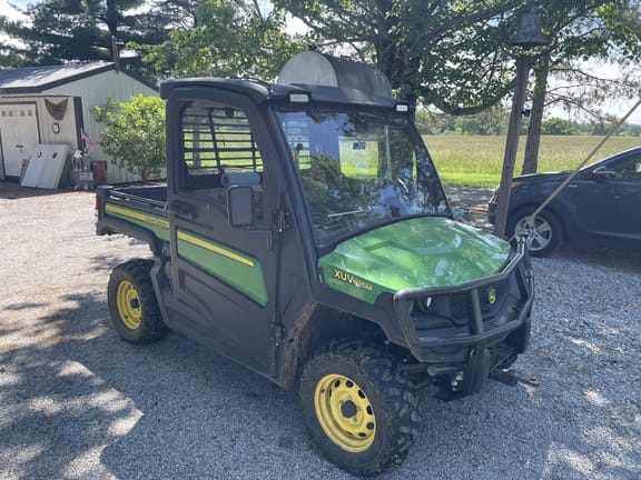 2019 John Deere XUV 835M Equipment Image0