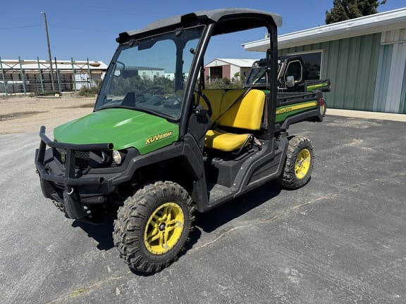 2019 John Deere XUV 835M Equipment Image0