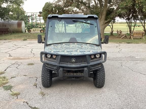 Image of John Deere XUV 835M Primary image