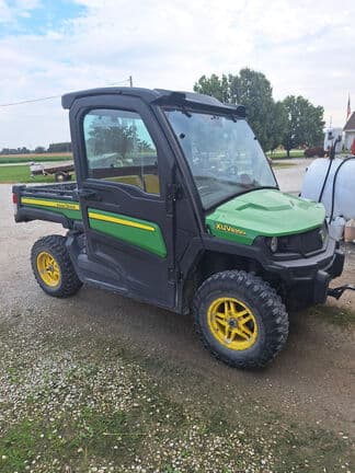 Image of John Deere XUV 835M equipment image 3