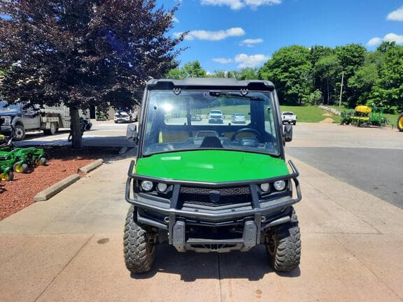 Image of John Deere XUV 835M equipment image 2