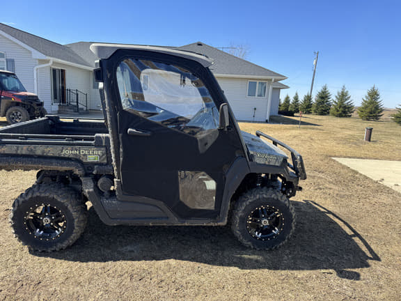 Image of John Deere XUV 835M Image 0