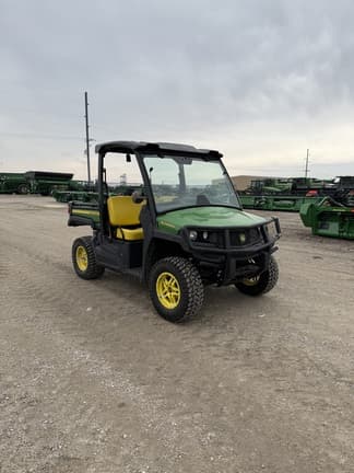 Image of John Deere XUV 835M Primary image