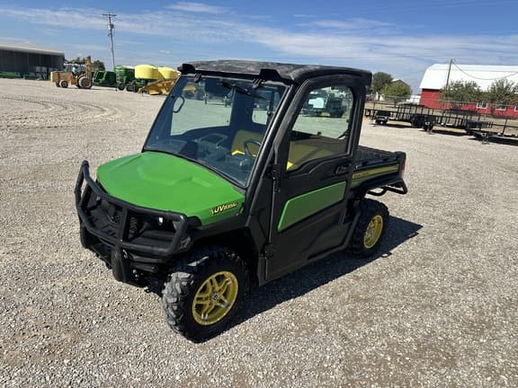 Image of John Deere XUV 835M Primary image