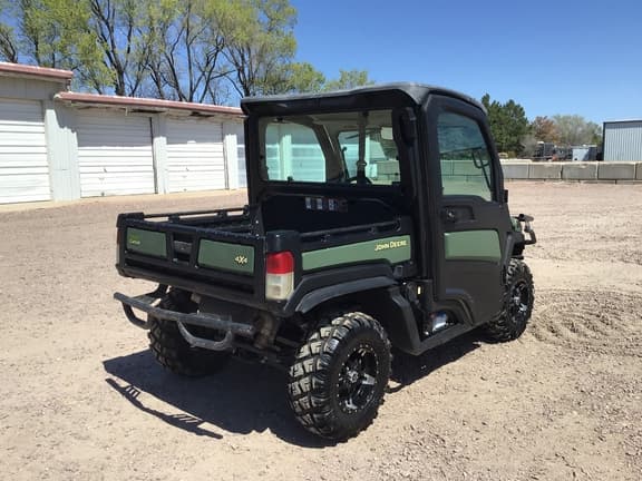 Image of John Deere XUV 835R equipment image 4