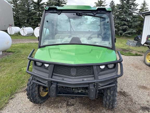 Image of John Deere XUV 835R equipment image 1