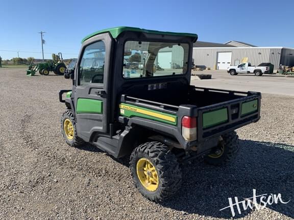 Image of John Deere XUV 835R equipment image 3