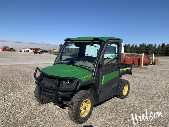 Image of John Deere XUV 835R equipment image 1