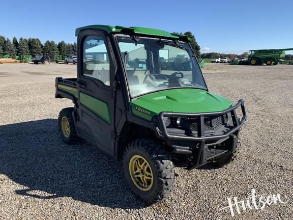 Image of John Deere XUV 835R Primary image