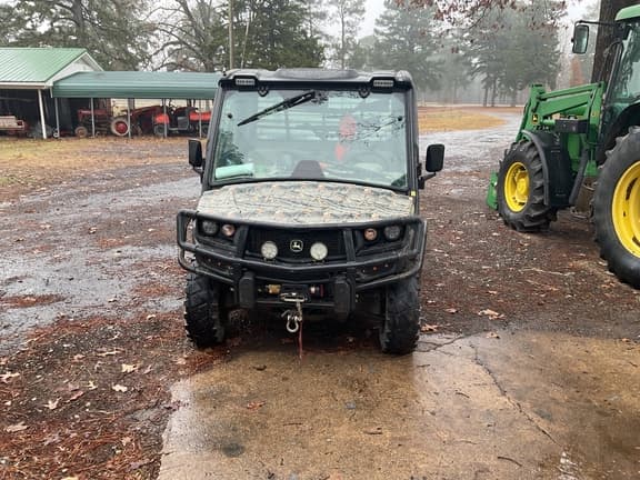 Image of John Deere XUV 835R equipment image 2