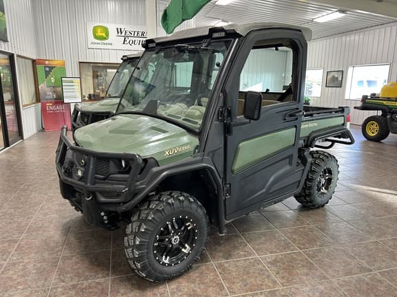 Image of John Deere XUV 835R Primary image