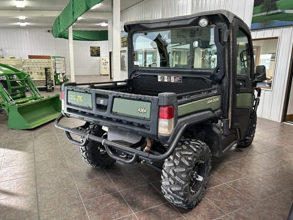 Image of John Deere XUV 835R equipment image 4