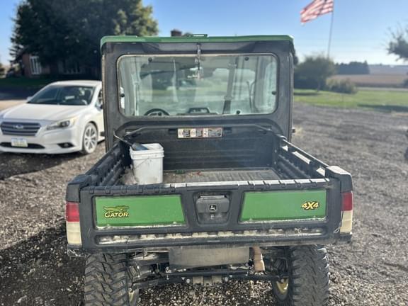Image of John Deere XUV 835R equipment image 4