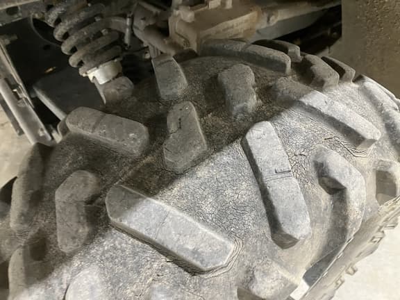 Image of John Deere XUV 835R equipment image 2