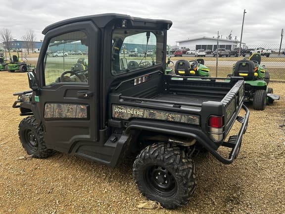 Image of John Deere XUV 835R equipment image 2