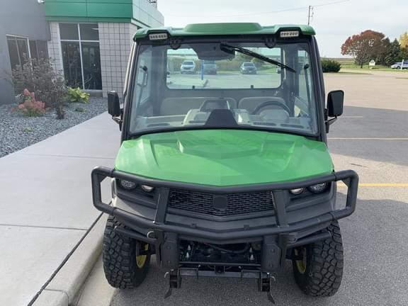 Image of John Deere XUV 835R equipment image 3