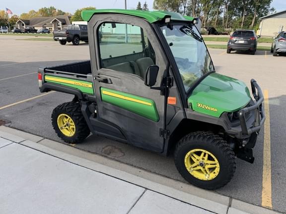 Image of John Deere XUV 835R Primary image