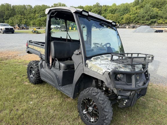 Image of John Deere XUV 835M equipment image 2