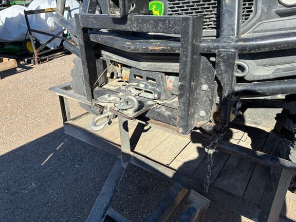 Image of John Deere XUV 865M equipment image 2