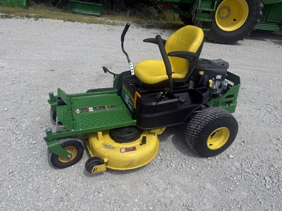 Image of John Deere Z345M equipment image 3