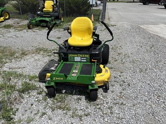 Image of John Deere Z345R equipment image 1