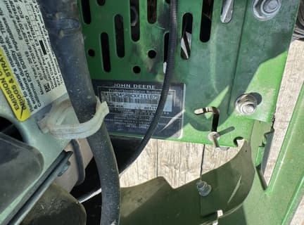 Image of John Deere Z345R equipment image 1